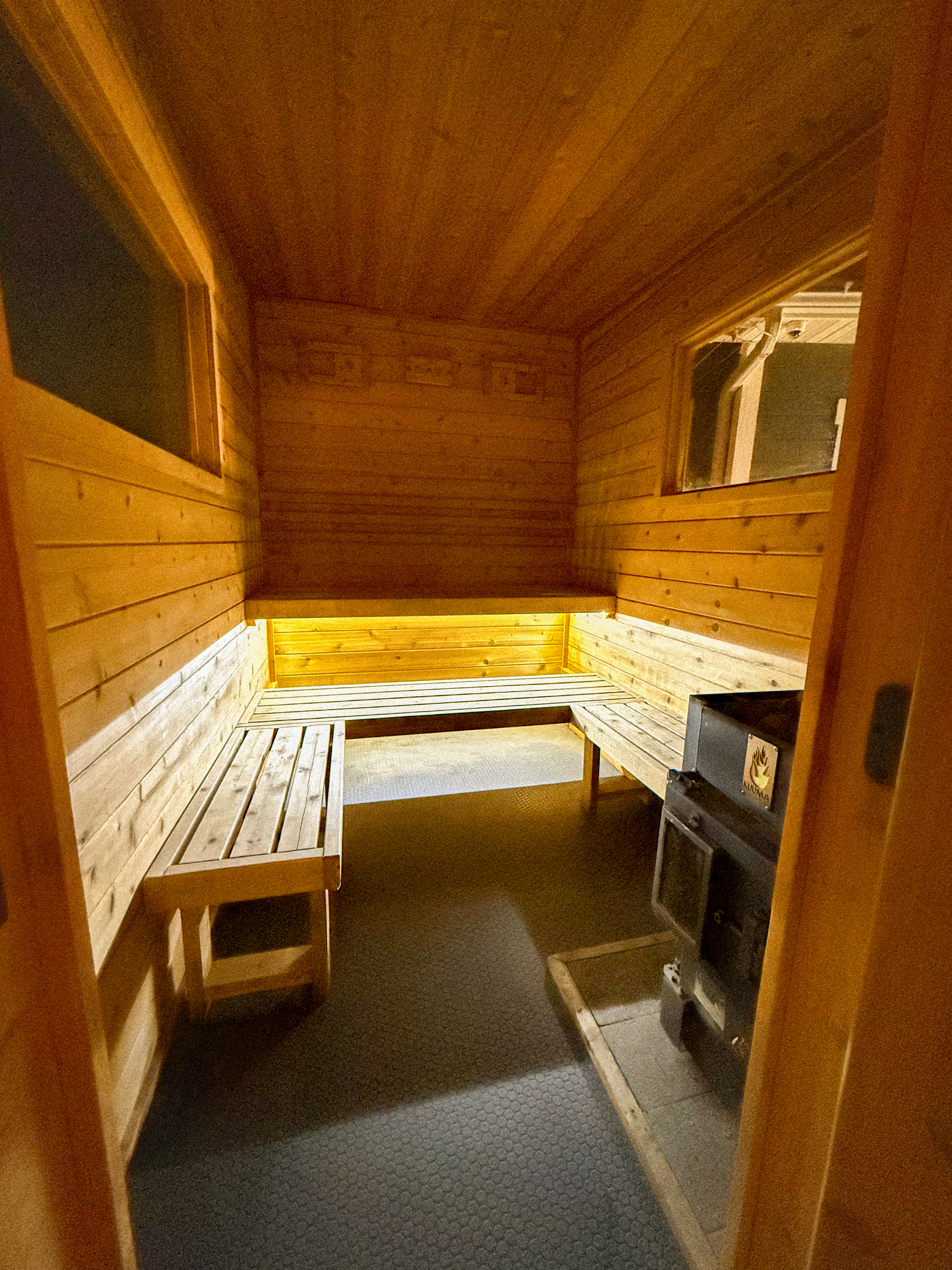 Hot Room Night